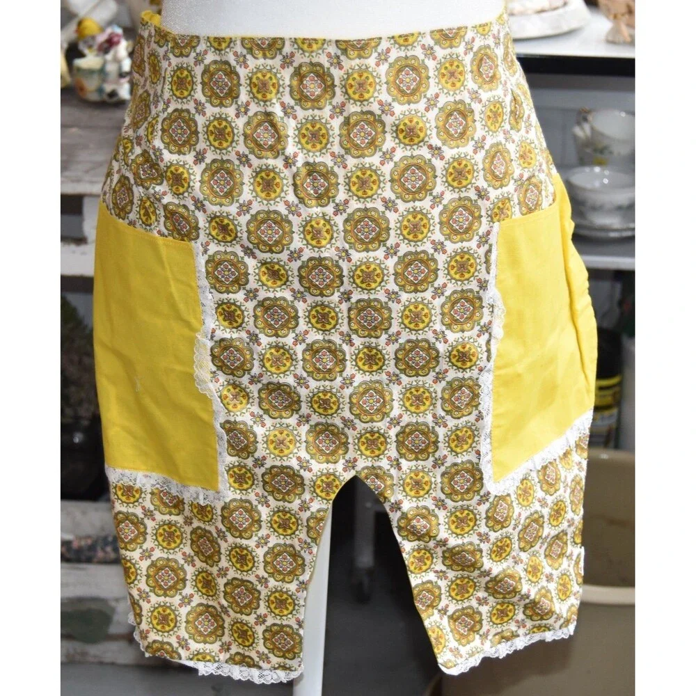 Vintage 50s-60s Half Aprons Cotton Tie Back Yellow and Pink Set of 2